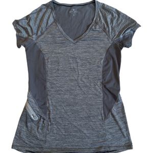 Athleta Women's Gray Short Sleeve Muscle Tee